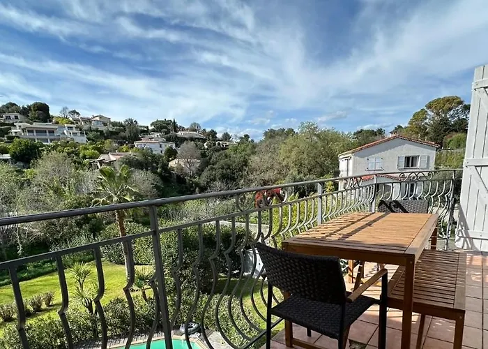 Villa Constance 3 Antibes - Spacieux Logement En Dernier Etage